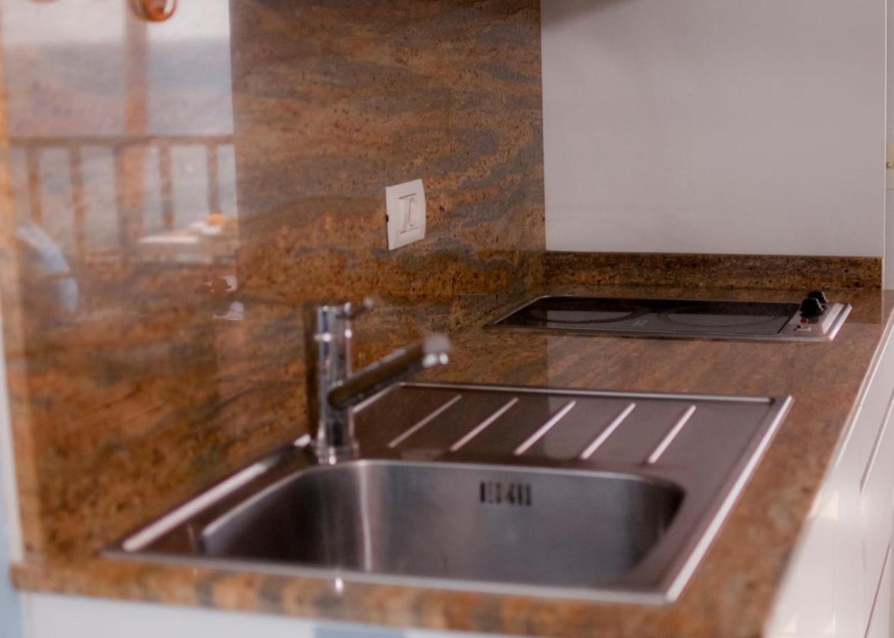 Beach Apartment 3 Паталавака Экстерьер фото
